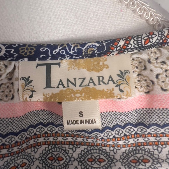 Tanzara sz. small boho paisley graphic print top, keyhole neck embroidered #2263 - Picture 7 of 9